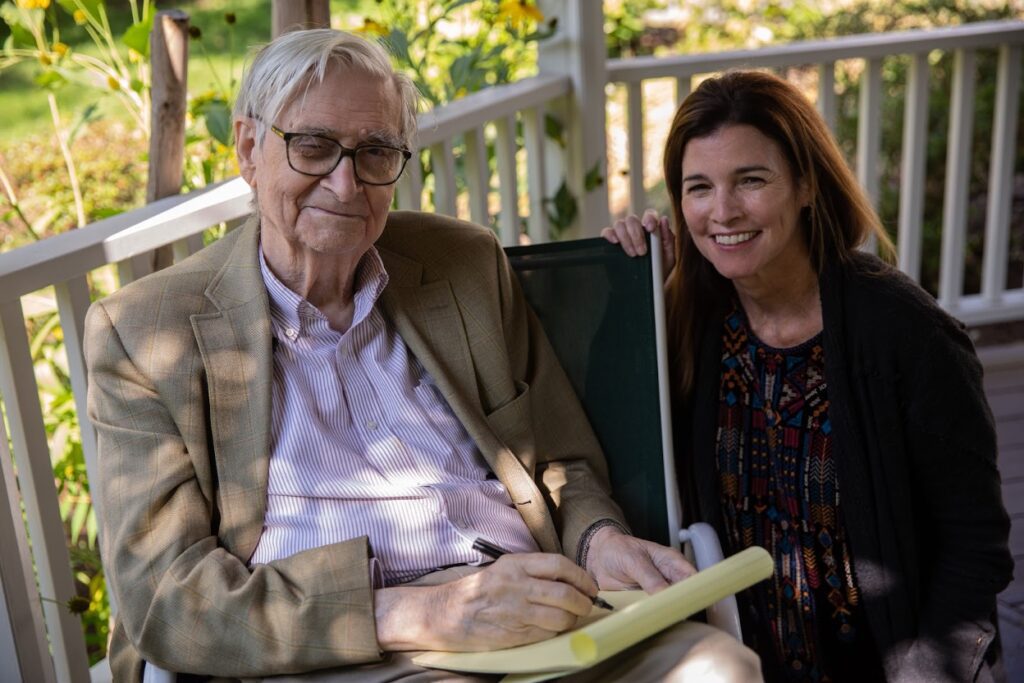 Image of E.O. Wilson and Paula Ehrlich.