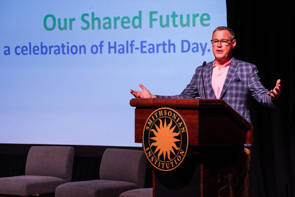 Image of Jeff Corwin at Our Shared Future, a Celebration of Half-Earth Day 2022.