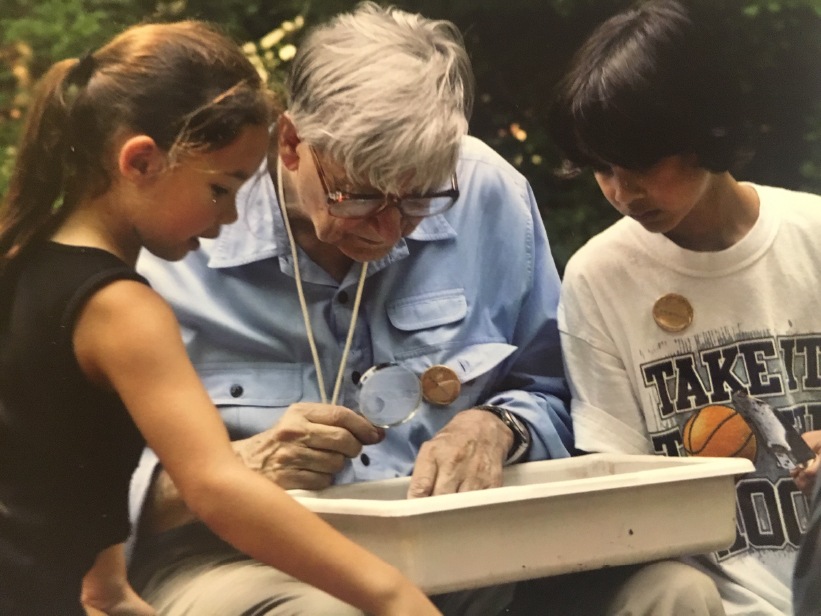 Image of E.O. Wilson with students. 