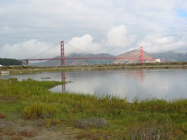 Image of the Golden Gate bridge. 