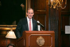 Image of David Prend giving a speech.