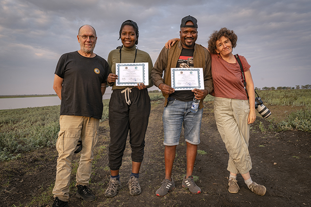 Francisca de Andicene, Mousere Rodrigues, Dr. Petra Ballings, Bart Wursten at Gorongosa National Park. Photo by Piotr Naskreki.