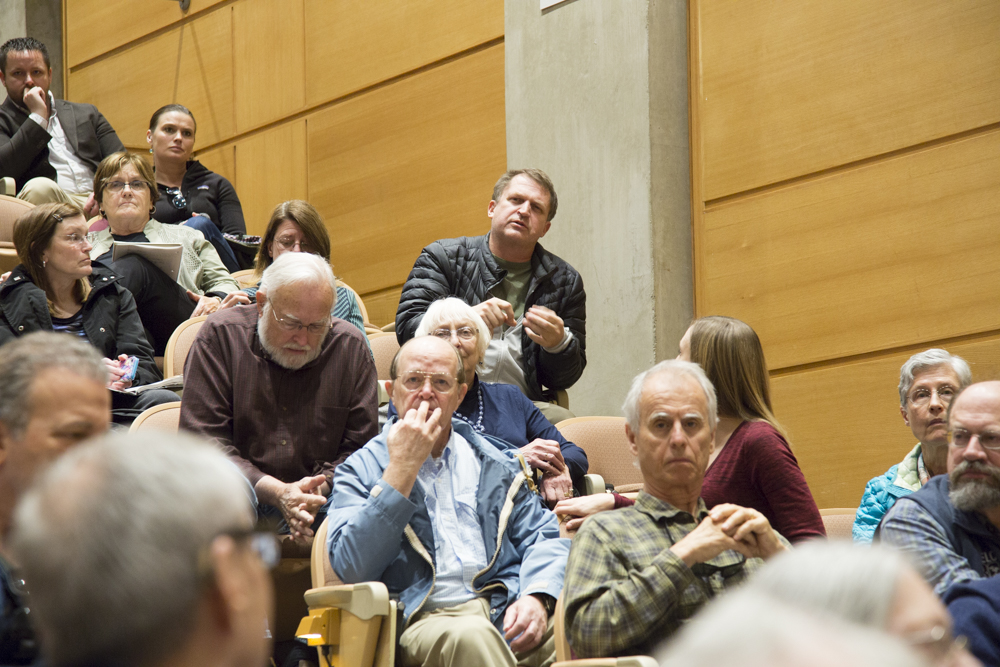 Picture of the event crowd.